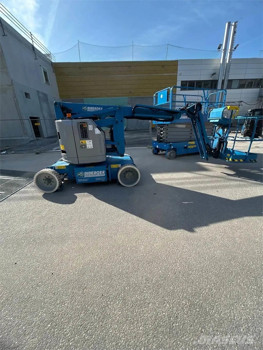 Genie Z34/22N Articulated boom lifts