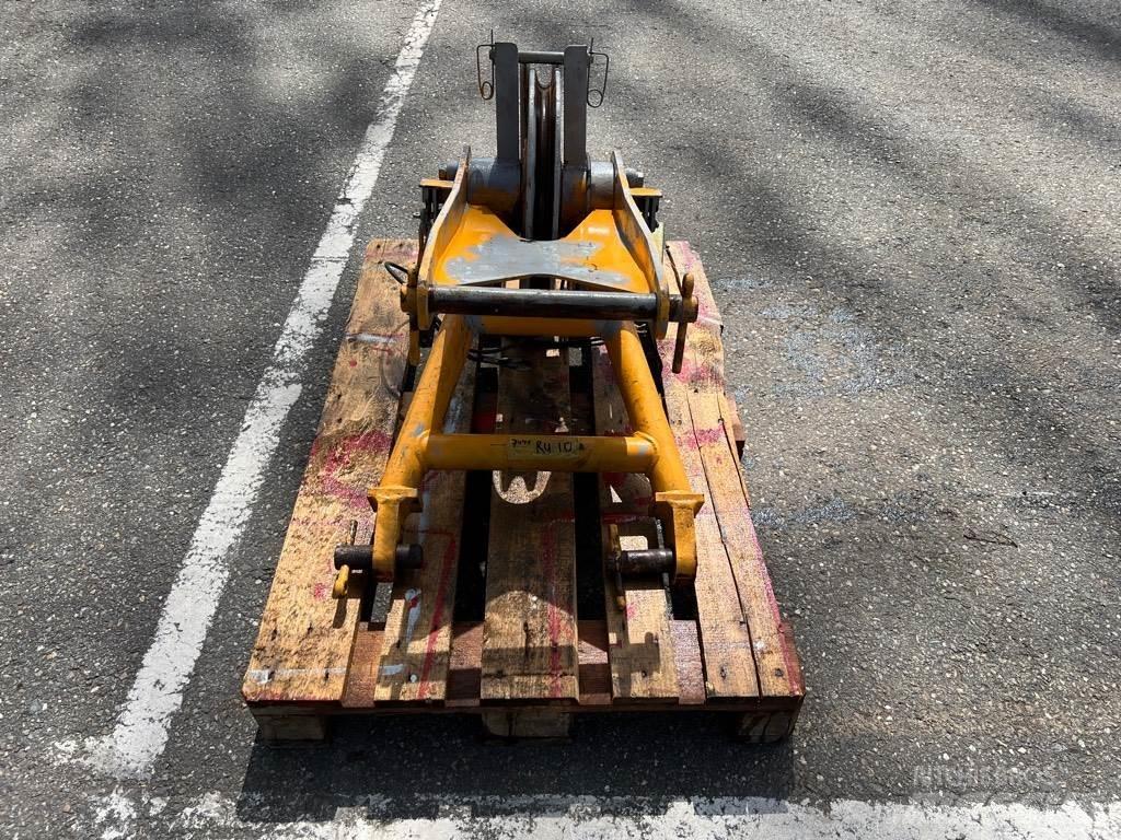 Kobelco 7045 - Runners Crane spares & accessories
