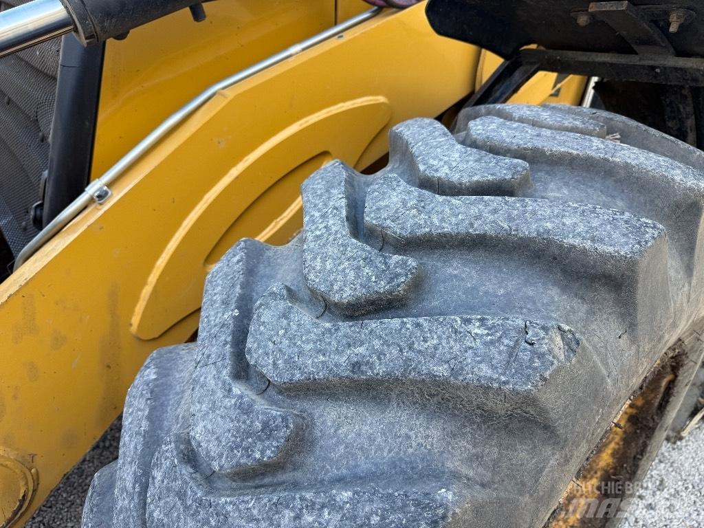 CAT 444 E TLB's