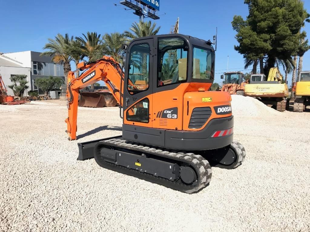 Doosan DX 63-3 Mini excavators < 7t