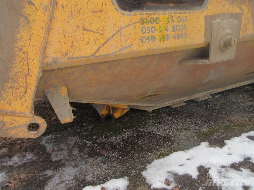 Volvo A 25   Lava Other farming trailers