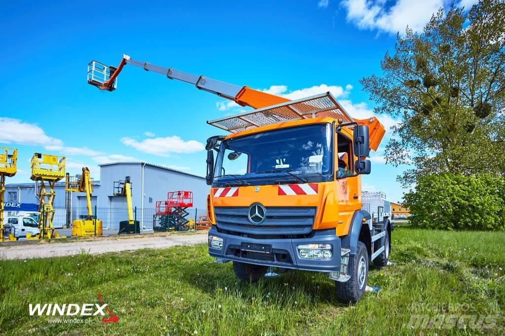 Palfinger P 250 BK Truck mounted aerial platforms