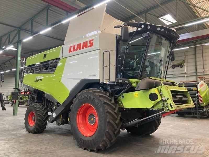 CLAAS LEXION 6800 Combine harvesters