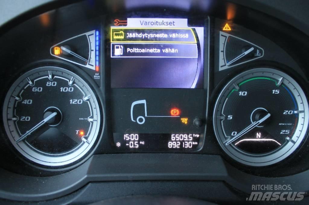 DAF XF 530 FTS Truck Tractor Units