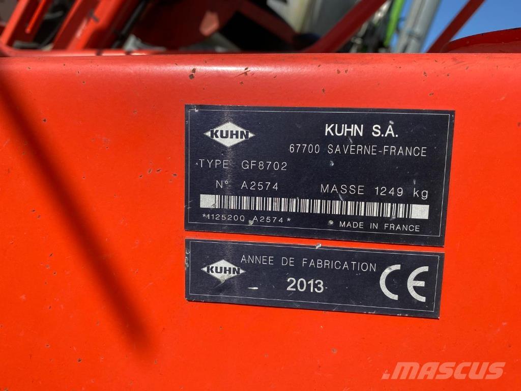 Kuhn GF8702 Rakes and tedders