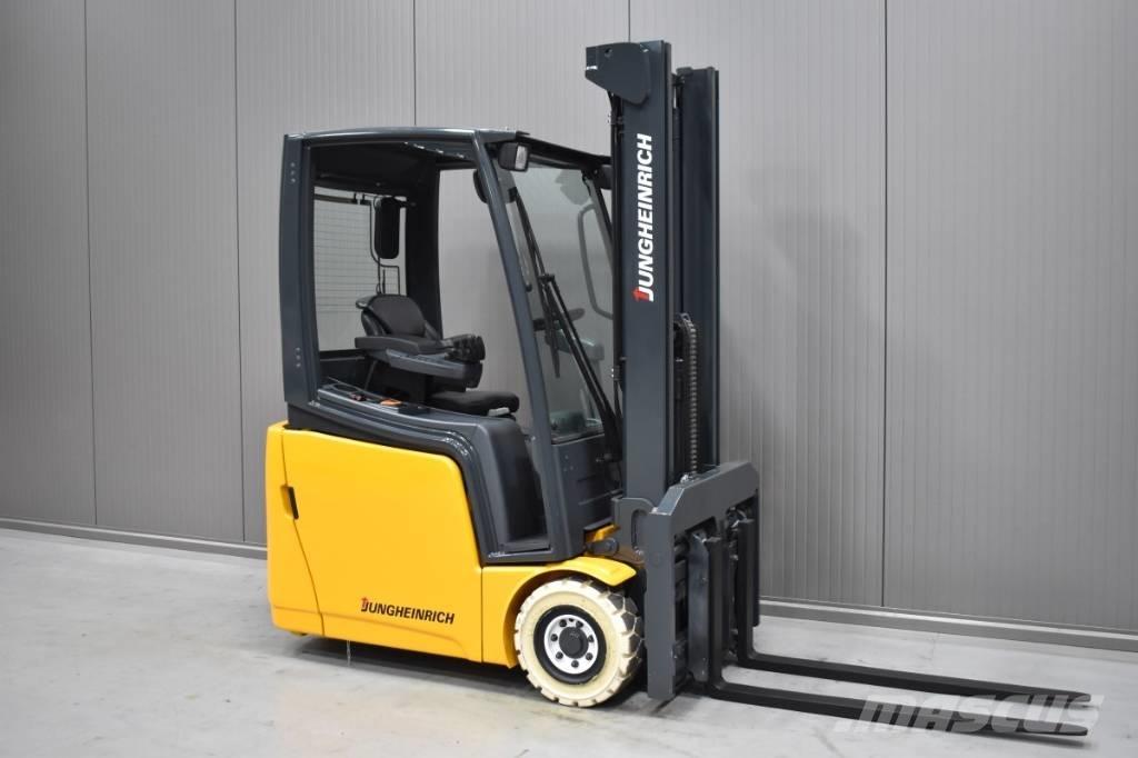 Jungheinrich EFG 215 Electric forklift trucks