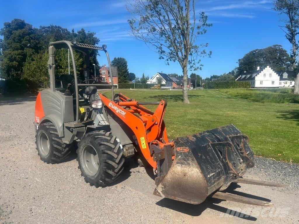 Weycor AR 320 Mini loaders