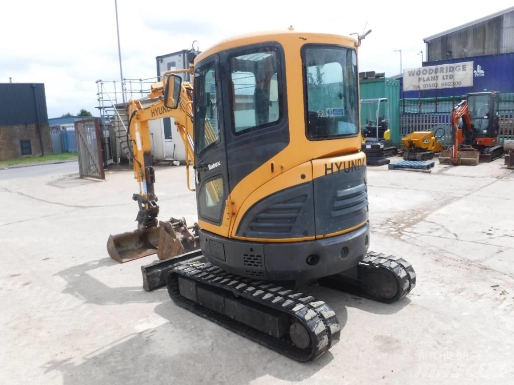 Hyundai Robex 27 Z-9 Mini excavators < 7t