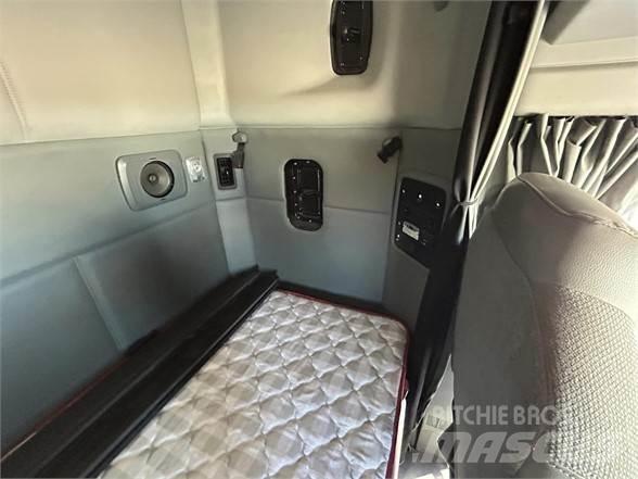Kenworth T680 Truck Tractor Units