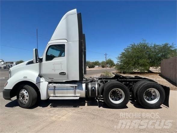 Kenworth T680 Truck Tractor Units