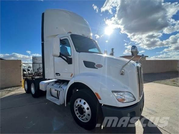 Peterbilt 579 Truck Tractor Units