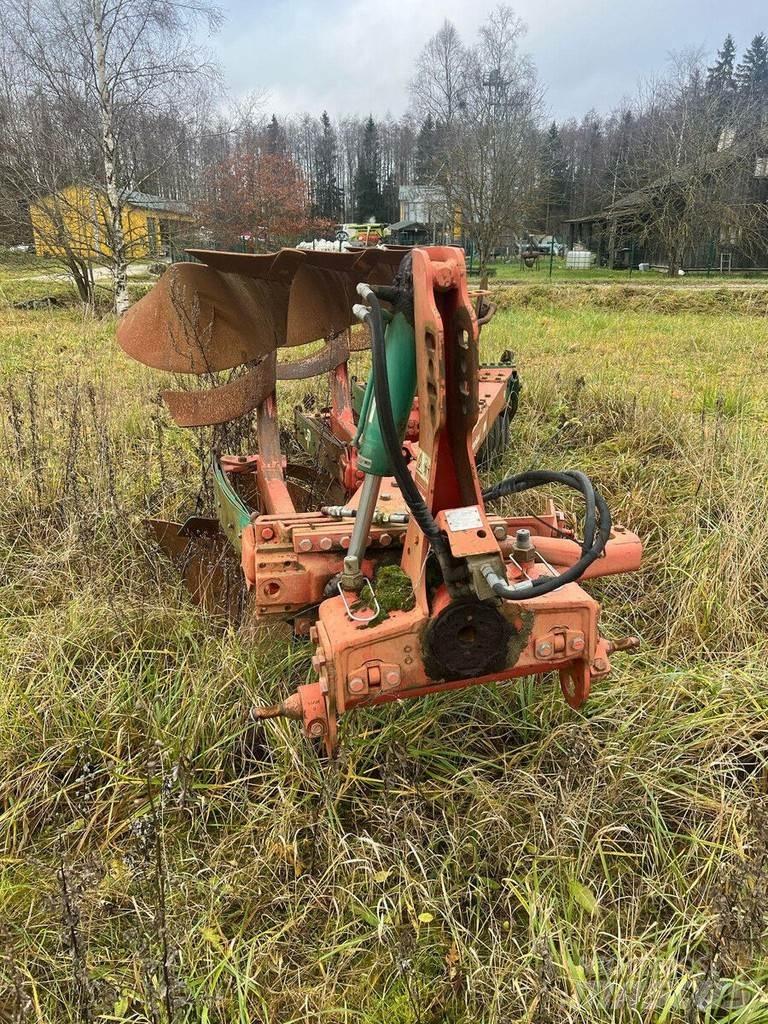 Kverneland EM 85 Ploughs