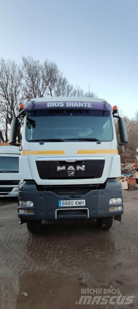 MAN TGS Truck Tractor Units