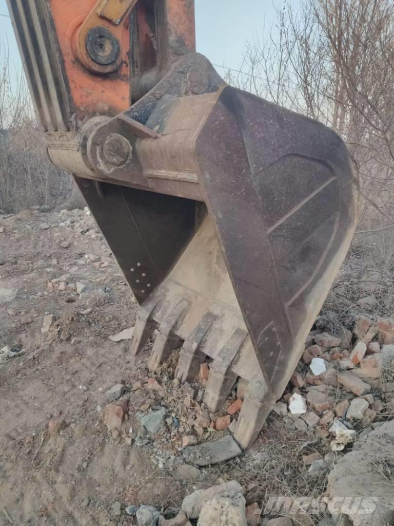 Doosan Solar500LC-V Midi excavators  7t - 12t