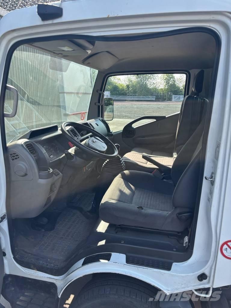 Palfinger P 260 B Truck mounted aerial platforms