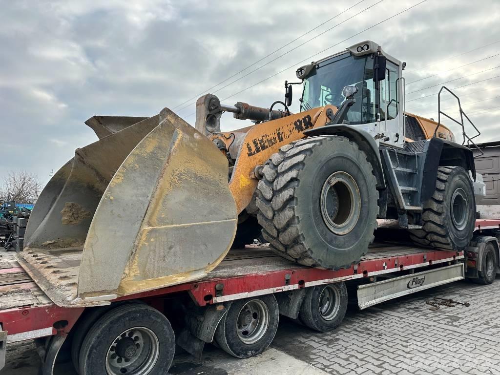 Liebherr L 566 Wheel loaders