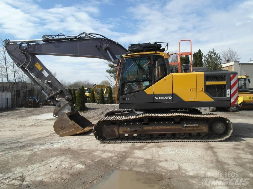 Volvo EC 220 EL Crawler excavators