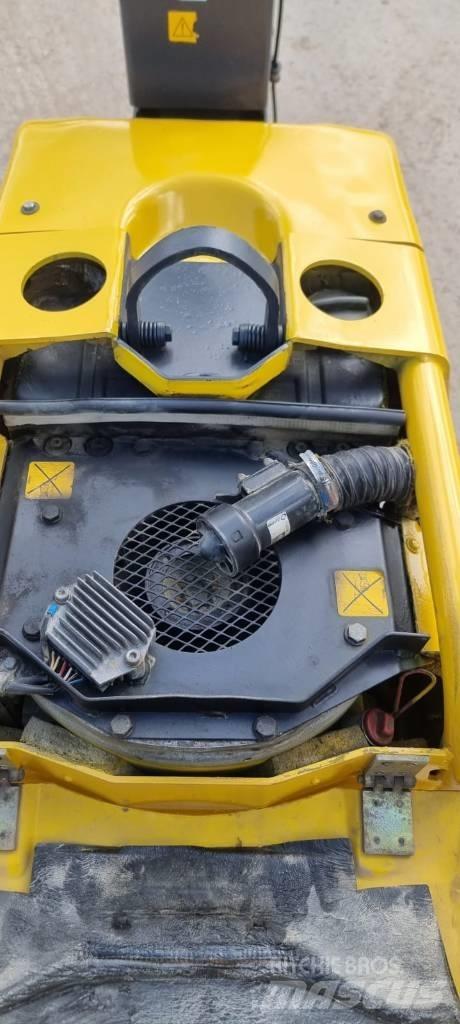 Atlas Copco LH 700 Vibrator compactors