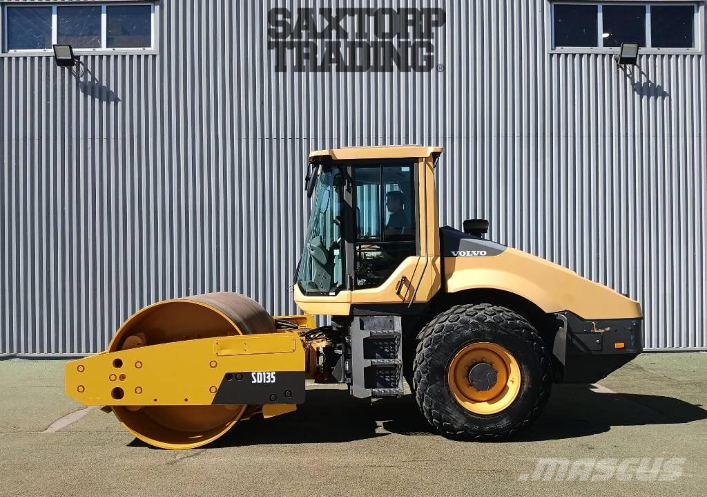 Volvo SD135, Vält Single drum rollers