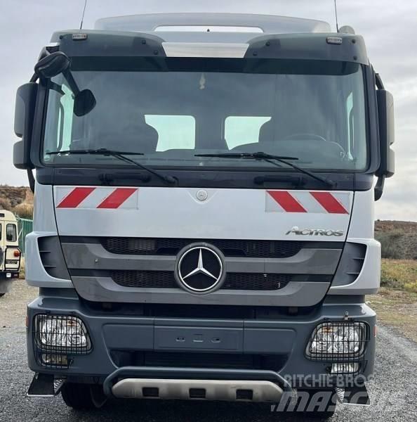 Mercedes-Benz 2641 Containerframe/Skiploader trucks
