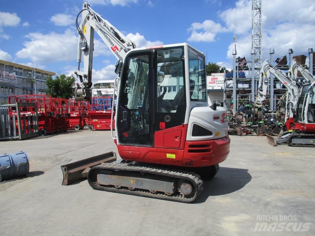 Takeuchi TB240 Mini excavators < 7t