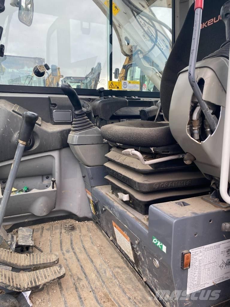 Takeuchi TB 240 Mini excavators < 7t