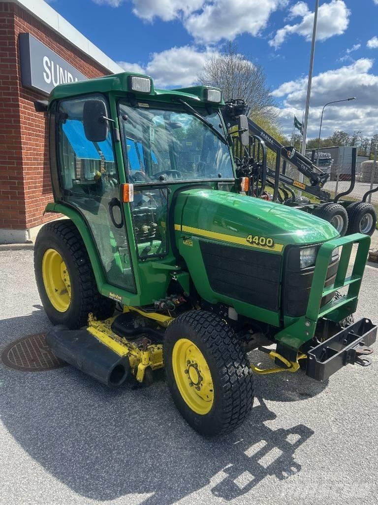 John Deere 4400 Compact tractors