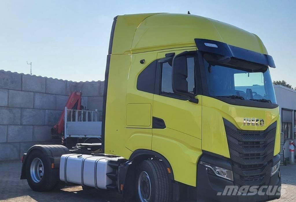 Iveco S-Way 460 4X2 Truck Tractor Units