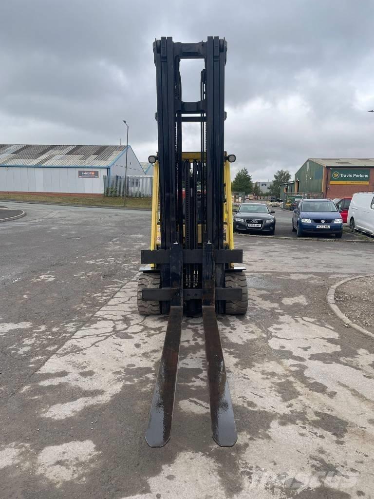 Hyster S 5.5 FT LPG trucks