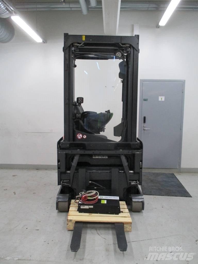 Linde R16X Reach truck