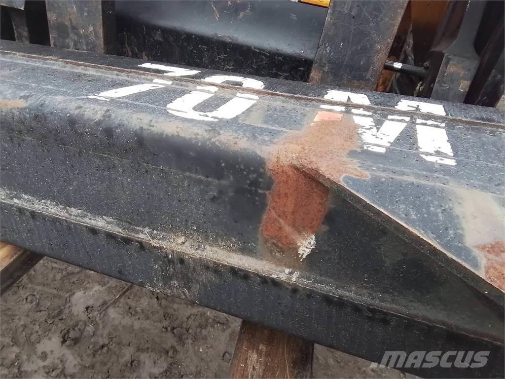 Eco Log 250 Harvester cranes