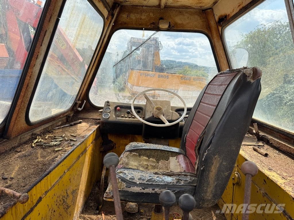 JCB 3 C II TLB's
