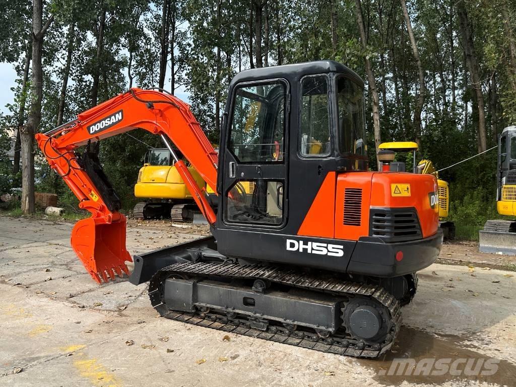 Doosan DH 55 Mini excavators < 7t