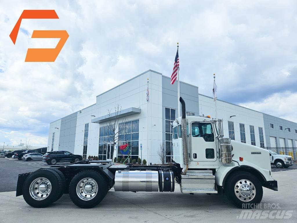 Kenworth T 800 Truck Tractor Units