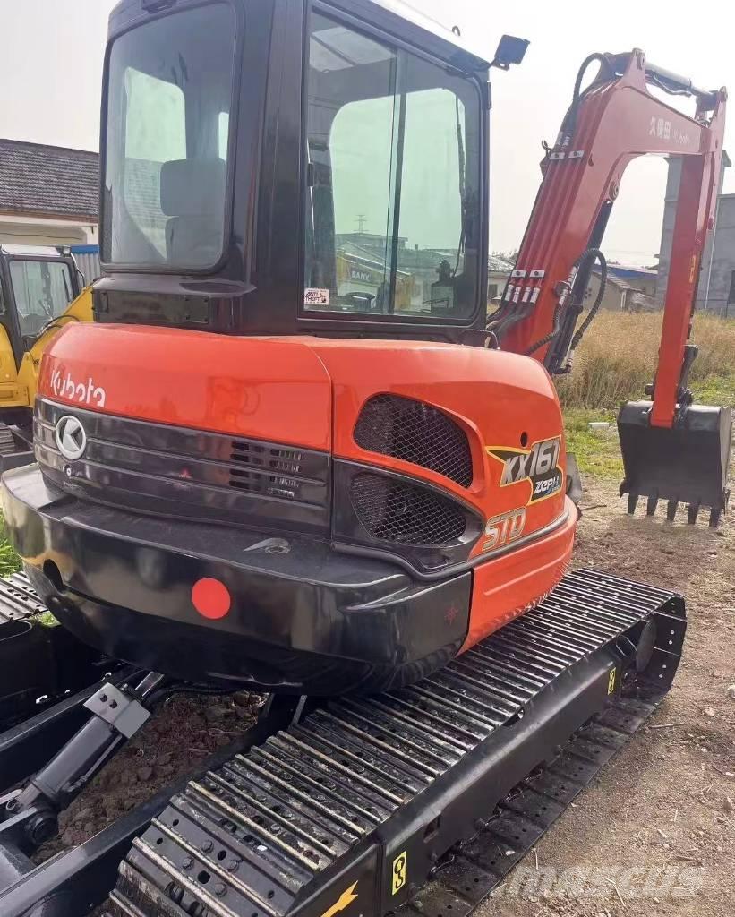 Kubota 161 Crawler excavators