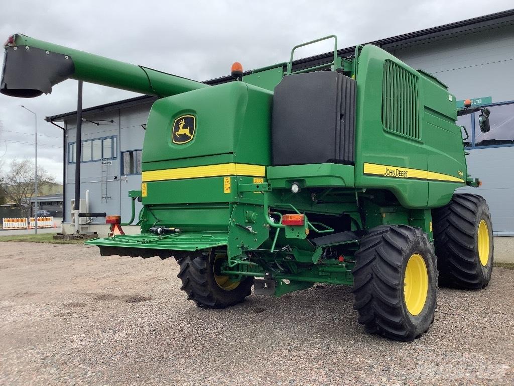 John Deere T560 Combine harvesters