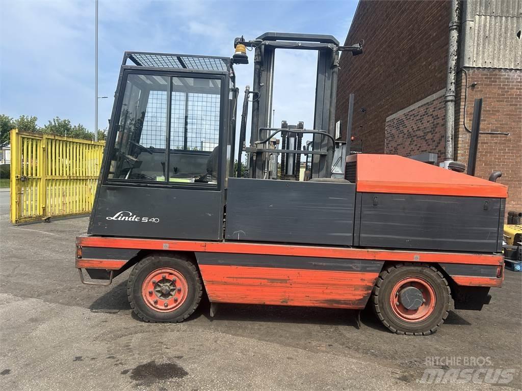 Linde S40 Sideloader