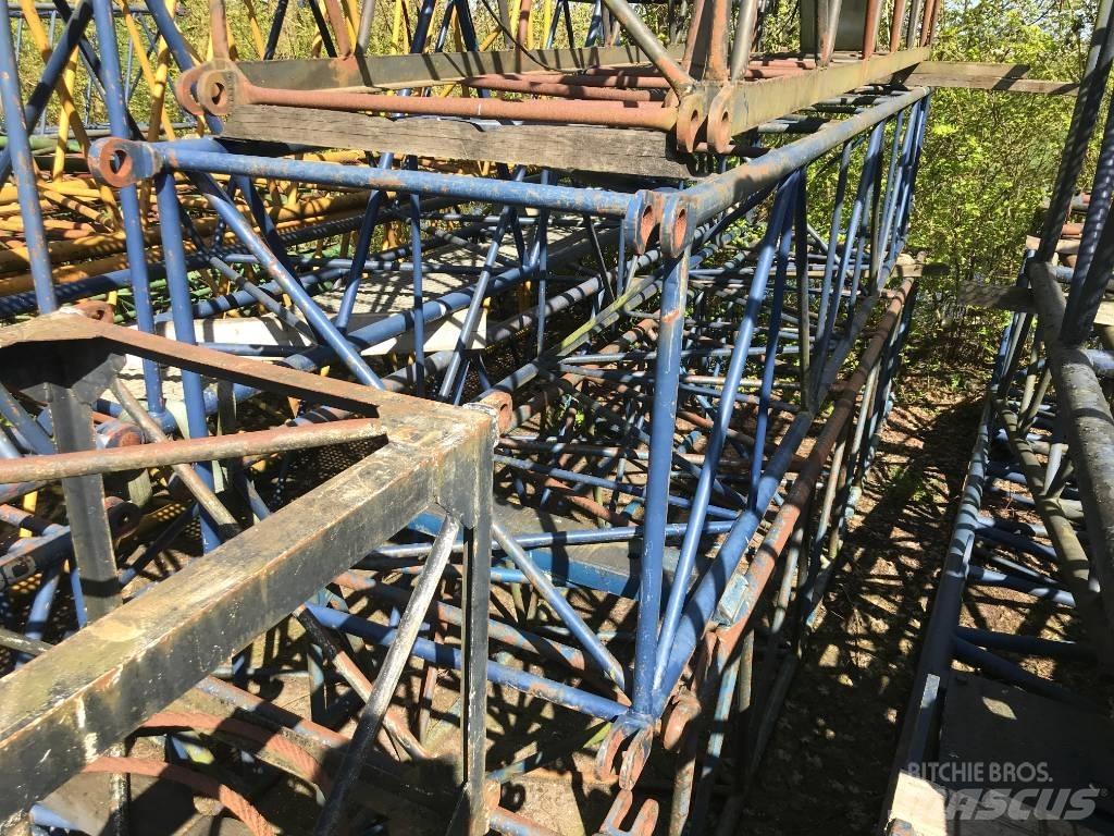  Several boom parts Crane spares & accessories