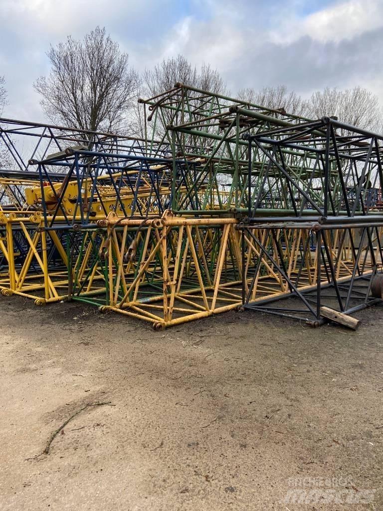  Several boom parts Crane spares & accessories