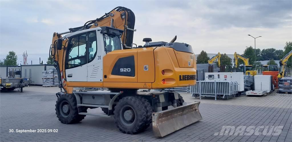 Liebherr A920 Wheeled excavators