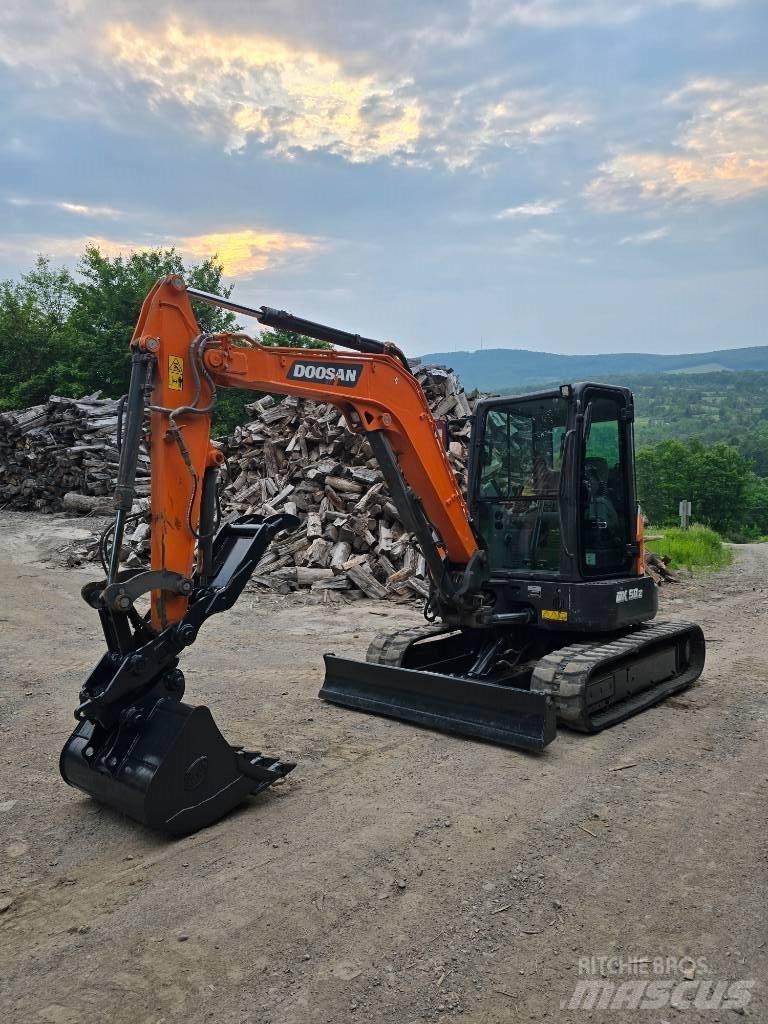 Doosan DX 50 Z Mini excavators < 7t