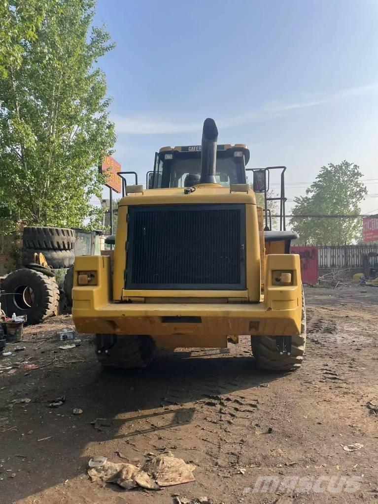 CAT 966 Wheeled excavators