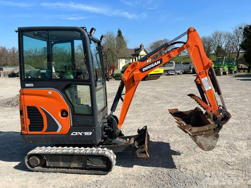 Doosan DX 19 Mini excavators < 7t