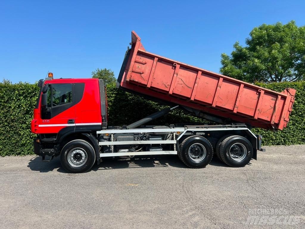 Iveco Trakker 380 Truck Tractor Units