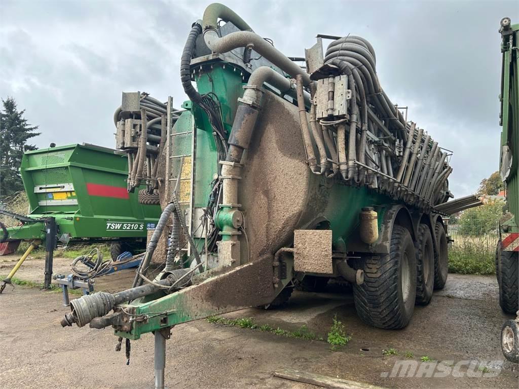 Samson PG 25 30m Slurry tankers