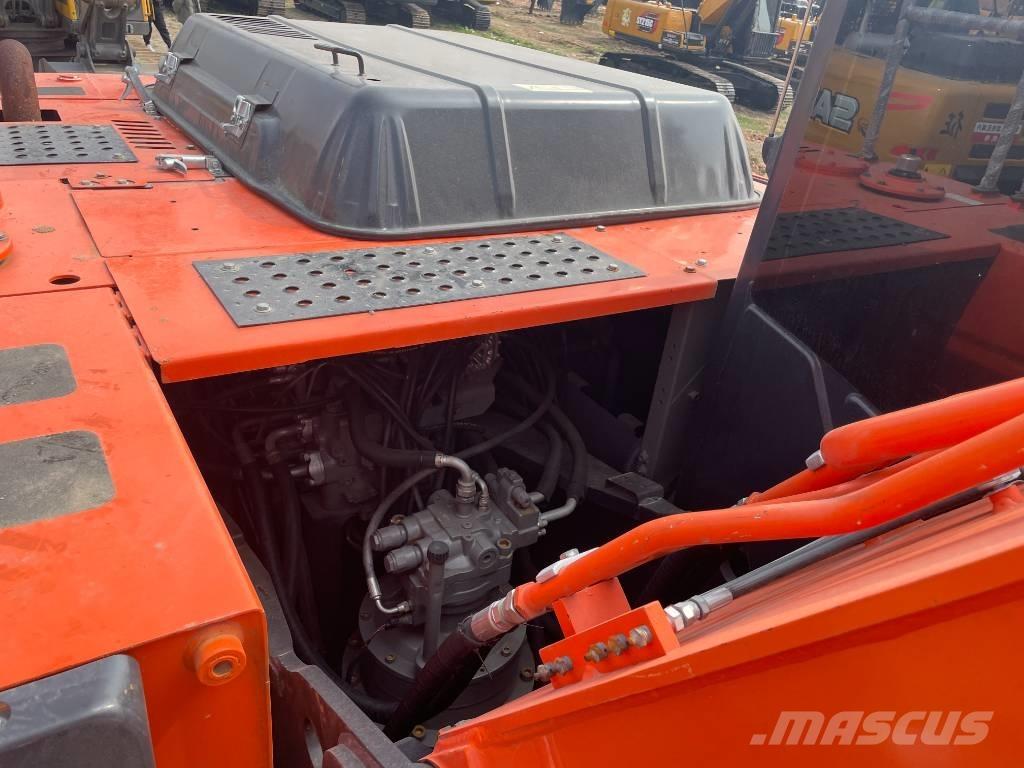 Hitachi ZX 240 Crawler excavators