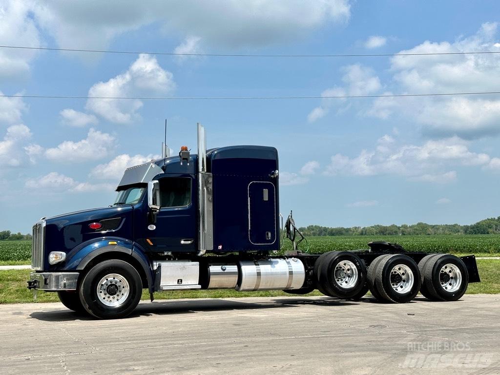 Peterbilt 567 Truck Tractor Units