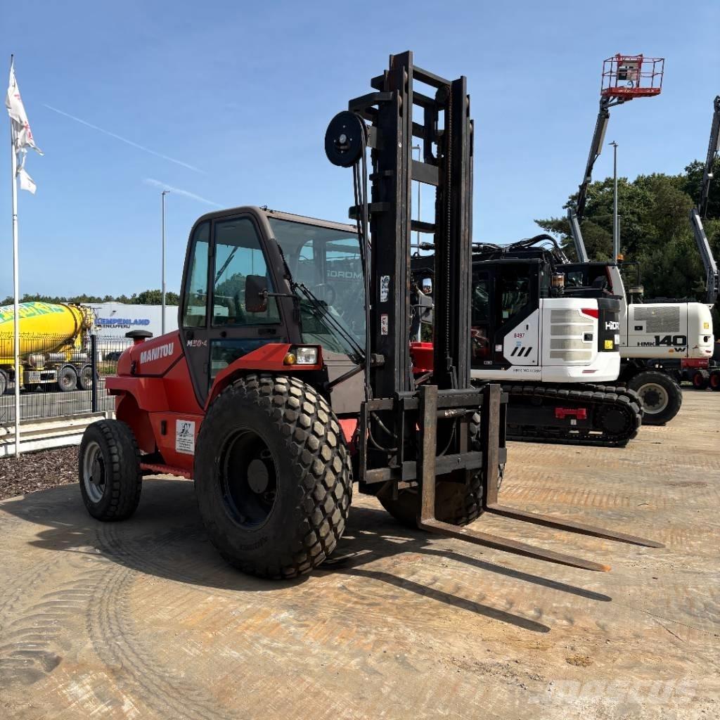 Manitou M 30.4 Rough terrain truck