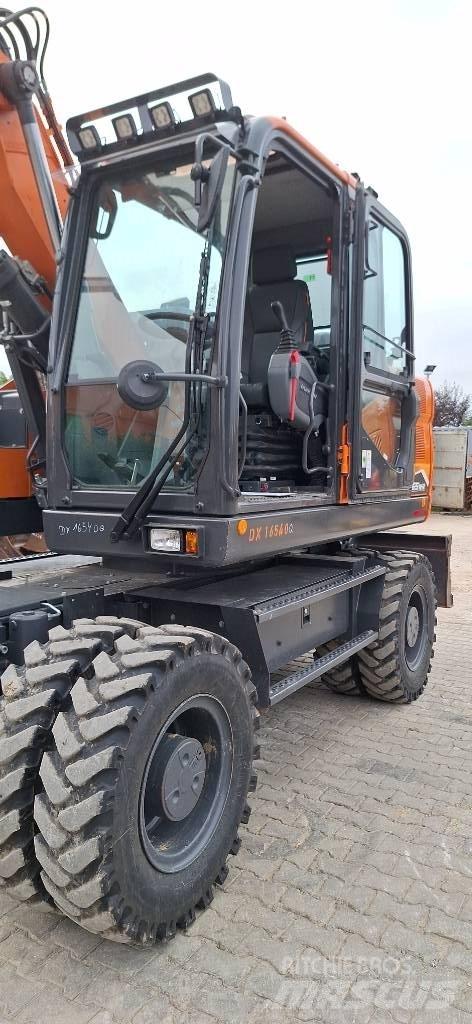 Doosan DX 165 WR-7 Wheeled excavators