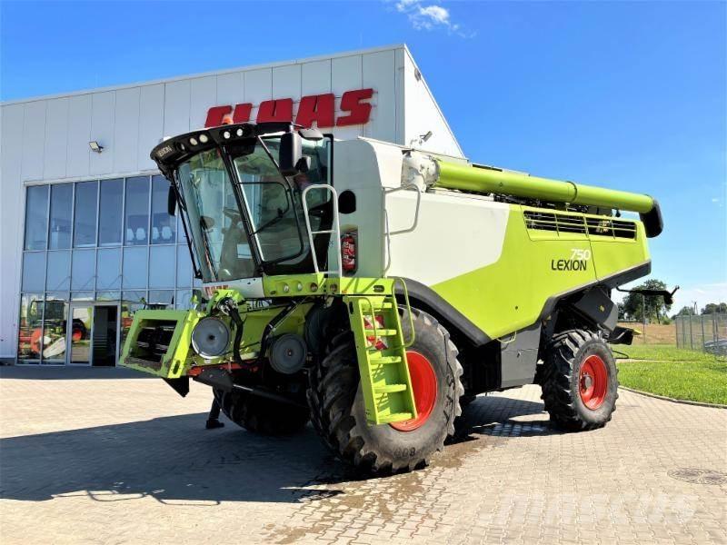 CLAAS LEXION 750 Combine harvesters